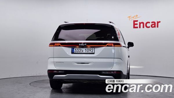 Kia Carnival 2023, фото 4