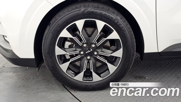 Kia Carnival 2023, фото 5