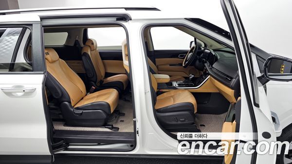 Kia Carnival 2023, фото 11