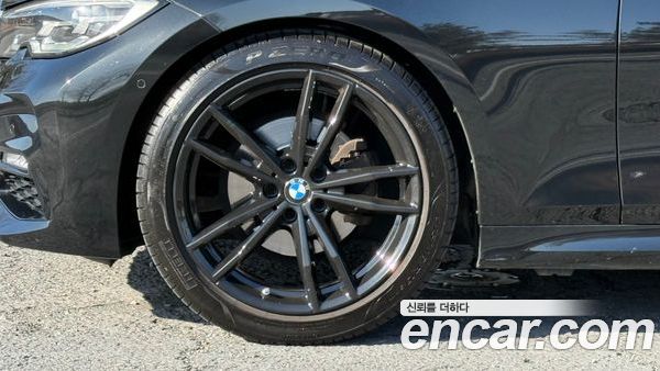 BMW 3 Series 2021, фото 5