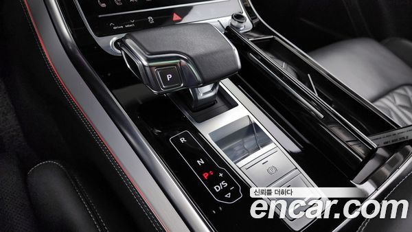 Audi Q7 2023, фото 9
