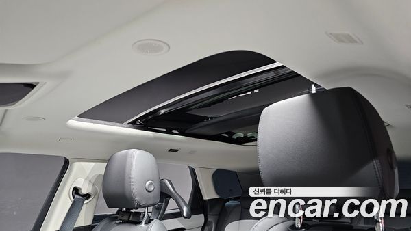 Land Rover Range Rover Evoque 2025, фото 20