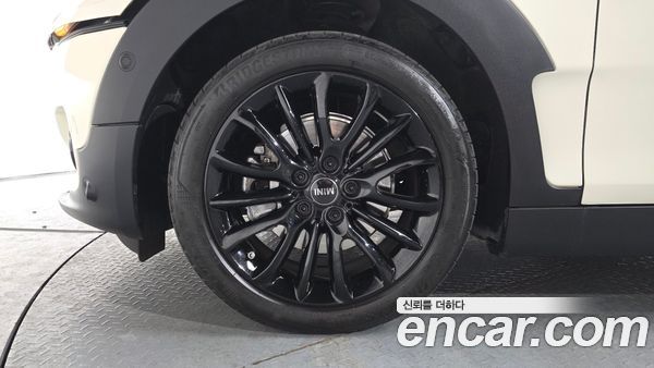 MINI CLUBMAN 2021, фото 4