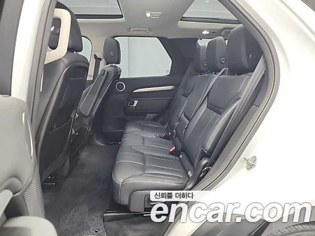 Land Rover Discovery 2020, фото 12