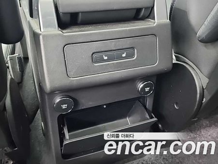 Land Rover Discovery 2020, фото 14