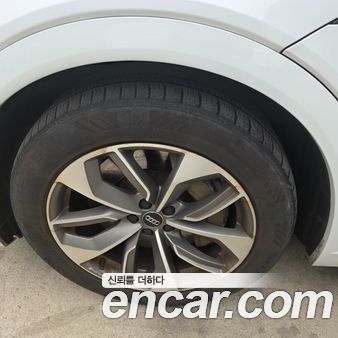 Audi e-tron 2020, фото 18