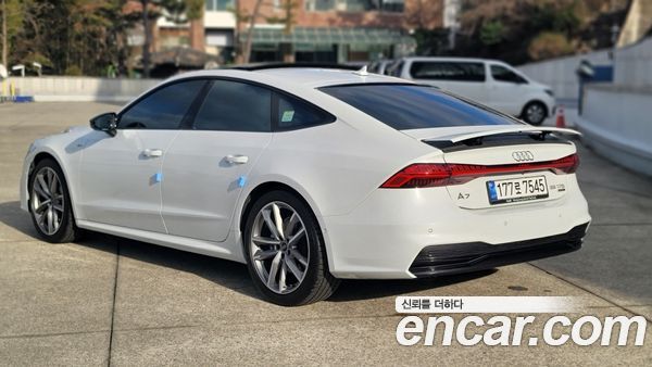 Audi A7 2022, фото 5