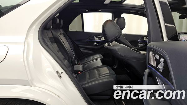 Mercedes-Benz GLE 2022, фото 12