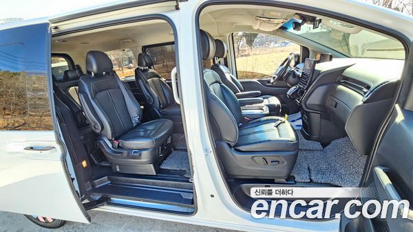 Hyundai Staria 2022, фото 12