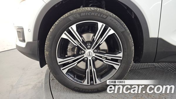 Volvo XC40 2022, фото 5