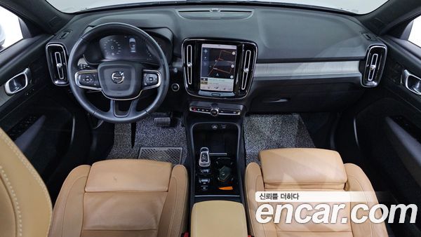 Volvo XC40 2022, фото 7