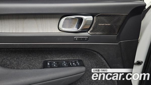 Volvo XC40 2022, фото 18