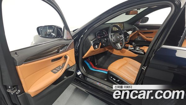 BMW 5 Series 2022, фото 10