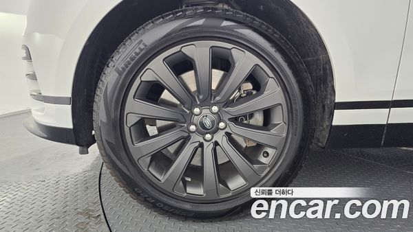 Land Rover Range Rover Velar 2022, фото 5