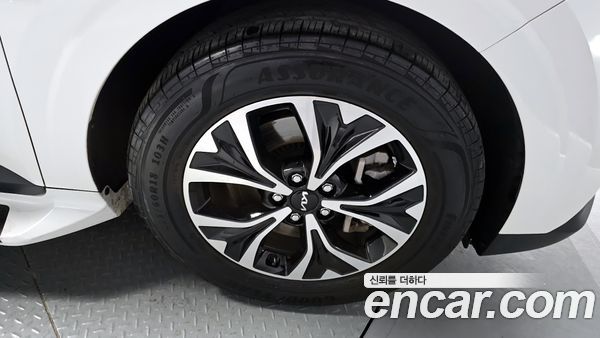 Kia Carnival 2022, фото 5