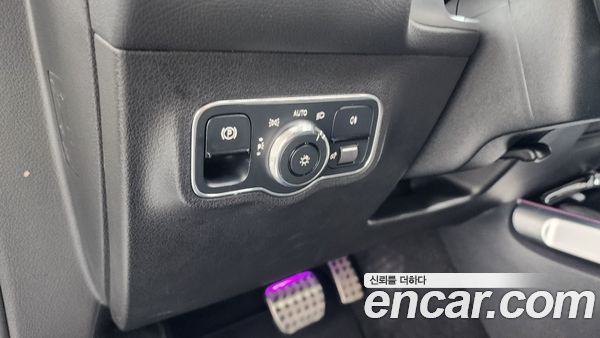 Mercedes-Benz GLB 2021, фото 14