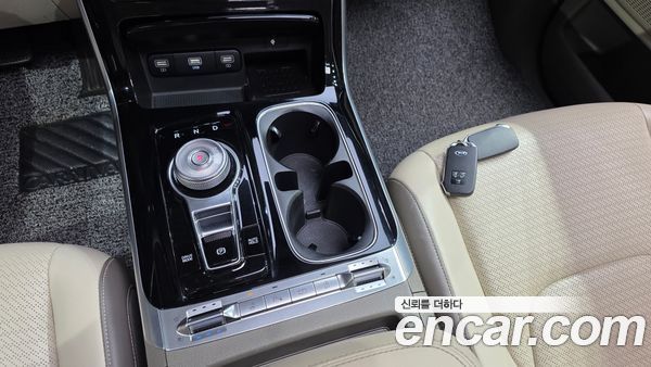 Kia Carnival 2021, фото 9