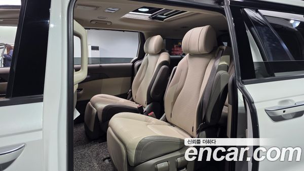 Kia Carnival 2021, фото 12