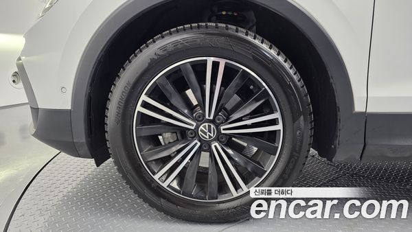 Volkswagen Tiguan 2024, фото 5