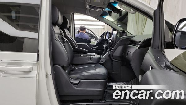 Hyundai Staria 2022, фото 11