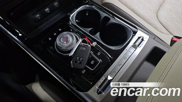 Kia Carnival 2021, фото 9