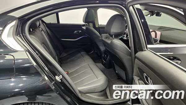 BMW 3 Series 2021, фото 12