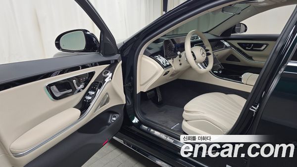 Mercedes-Benz S-Class 2022, фото 10