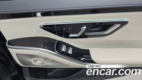Mercedes-Benz S-Class 2022, фото 18