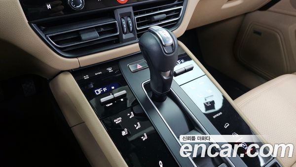 Porsche Macan 2022, фото 9
