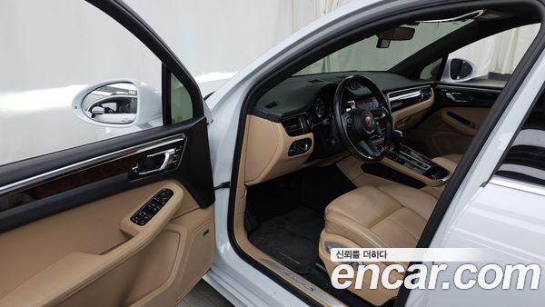 Porsche Macan 2022, фото 10