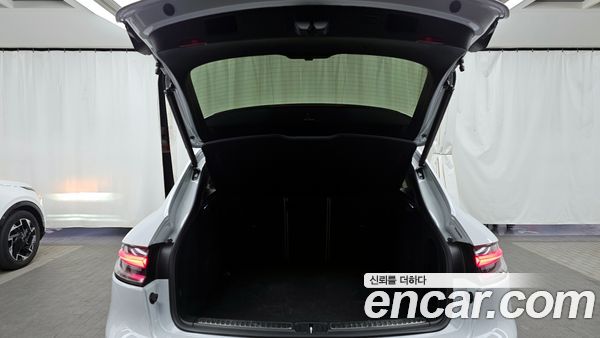 Porsche Macan 2022, фото 20