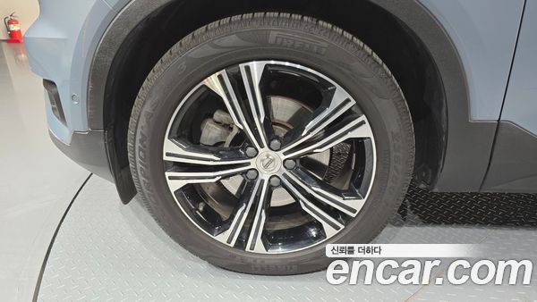 Volvo XC40 2021, фото 5