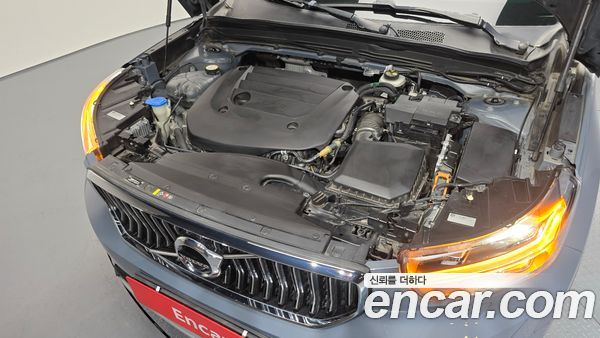 Volvo XC40 2021, фото 6