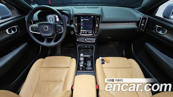 Volvo XC40 2021, фото 7