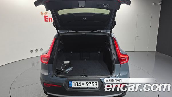Volvo XC40 2021, фото 20