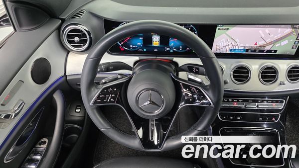 Mercedes-Benz E-Class 2021, фото 13