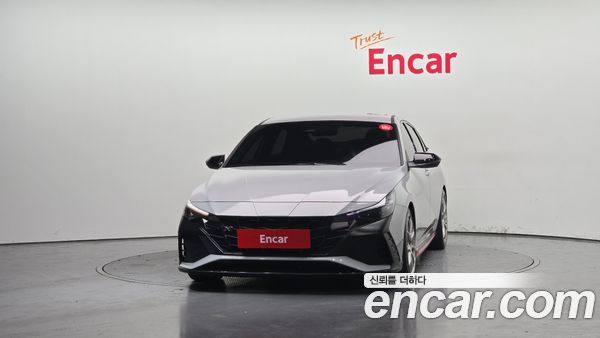 Hyundai Elantra 2023, фото 3