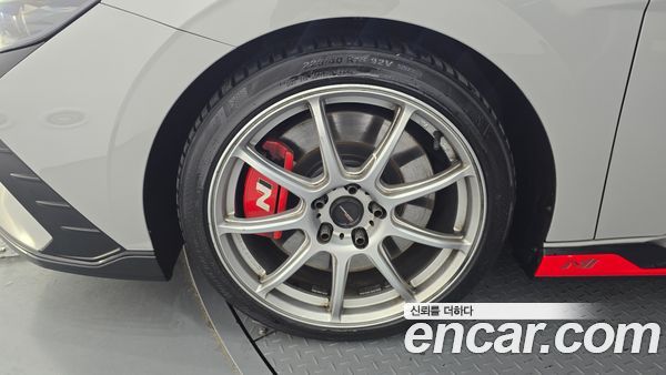 Hyundai Elantra 2023, фото 5