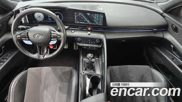 Hyundai Elantra 2023, фото 7