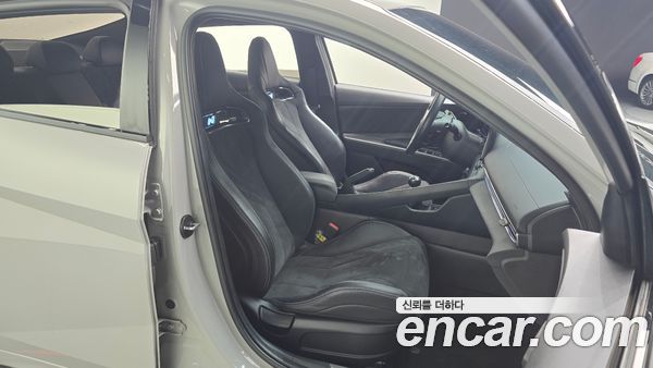 Hyundai Elantra 2023, фото 12