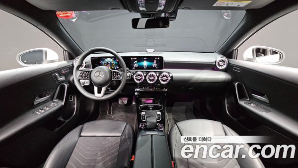 Mercedes-Benz A-Class 2020, фото 7