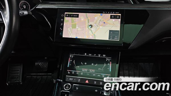 Audi e-tron 2021, фото 14