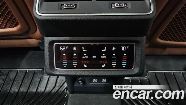 Audi e-tron 2021, фото 18