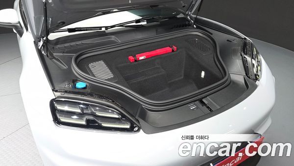 Porsche Macan 2025, фото 6