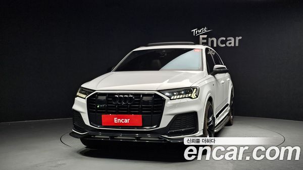 Audi Q7 2023, фото 3