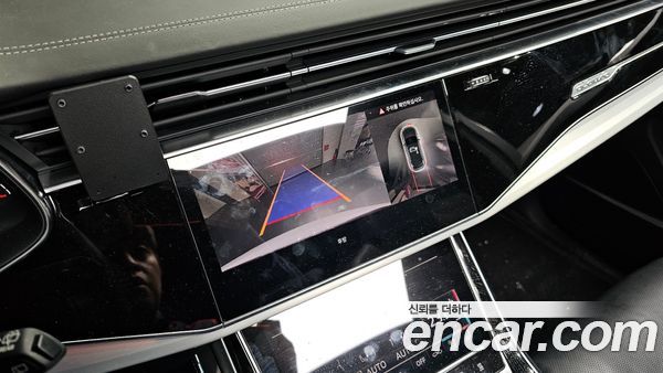Audi Q7 2023, фото 16