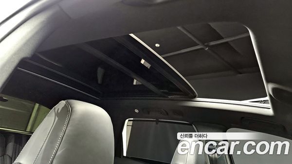 Audi Q7 2023, фото 18