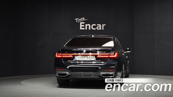 BMW 7 Series 2021, фото 4