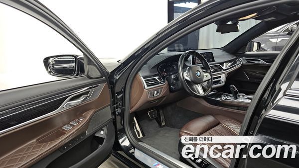 BMW 7 Series 2021, фото 10