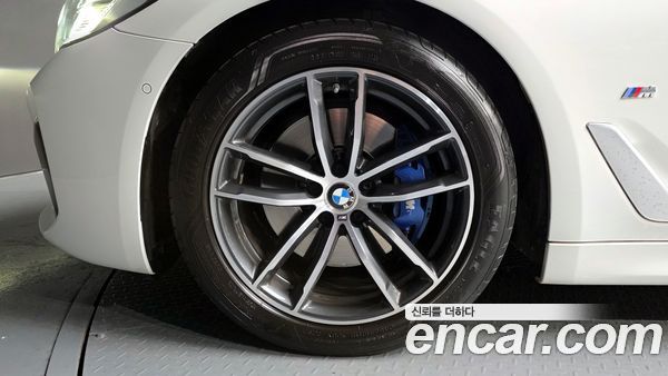 BMW 5 Series 2022, фото 5